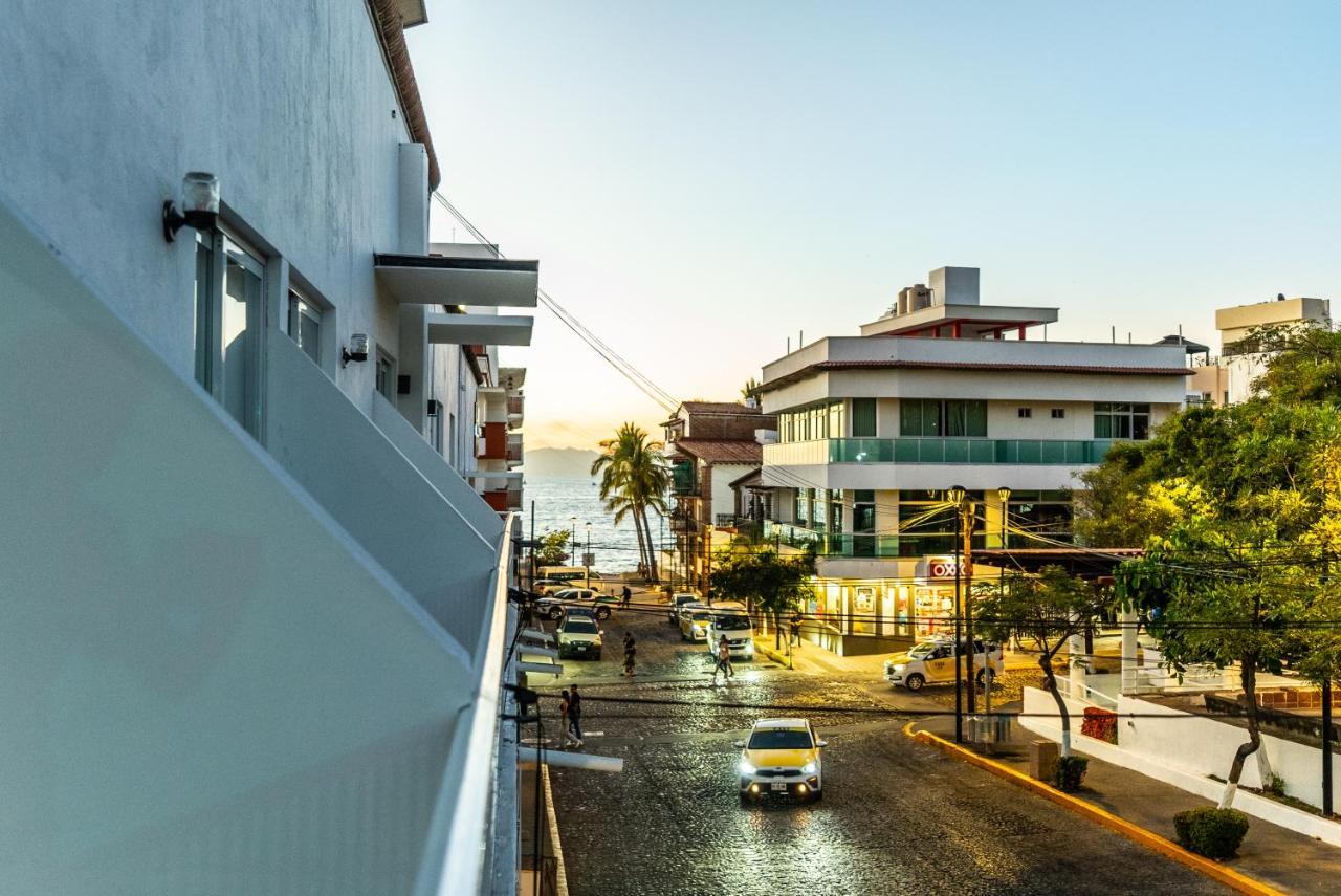 Loft Hotel Malecon Vallarta プエルトバラータ エクステリア 写真