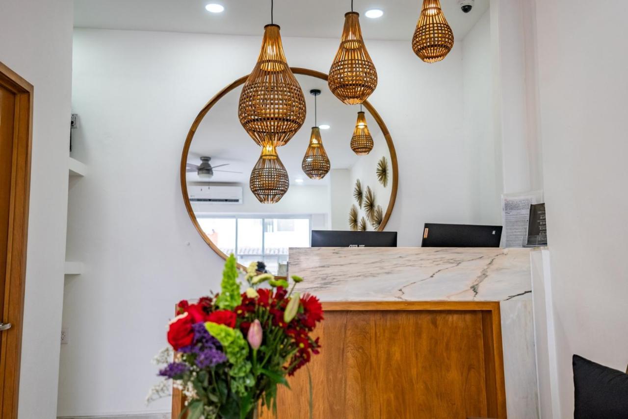 Loft Hotel Malecon Vallarta プエルトバラータ エクステリア 写真