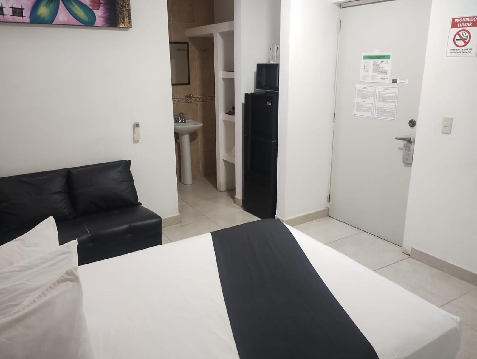 Loft Hotel Malecon Vallarta プエルトバラータ エクステリア 写真