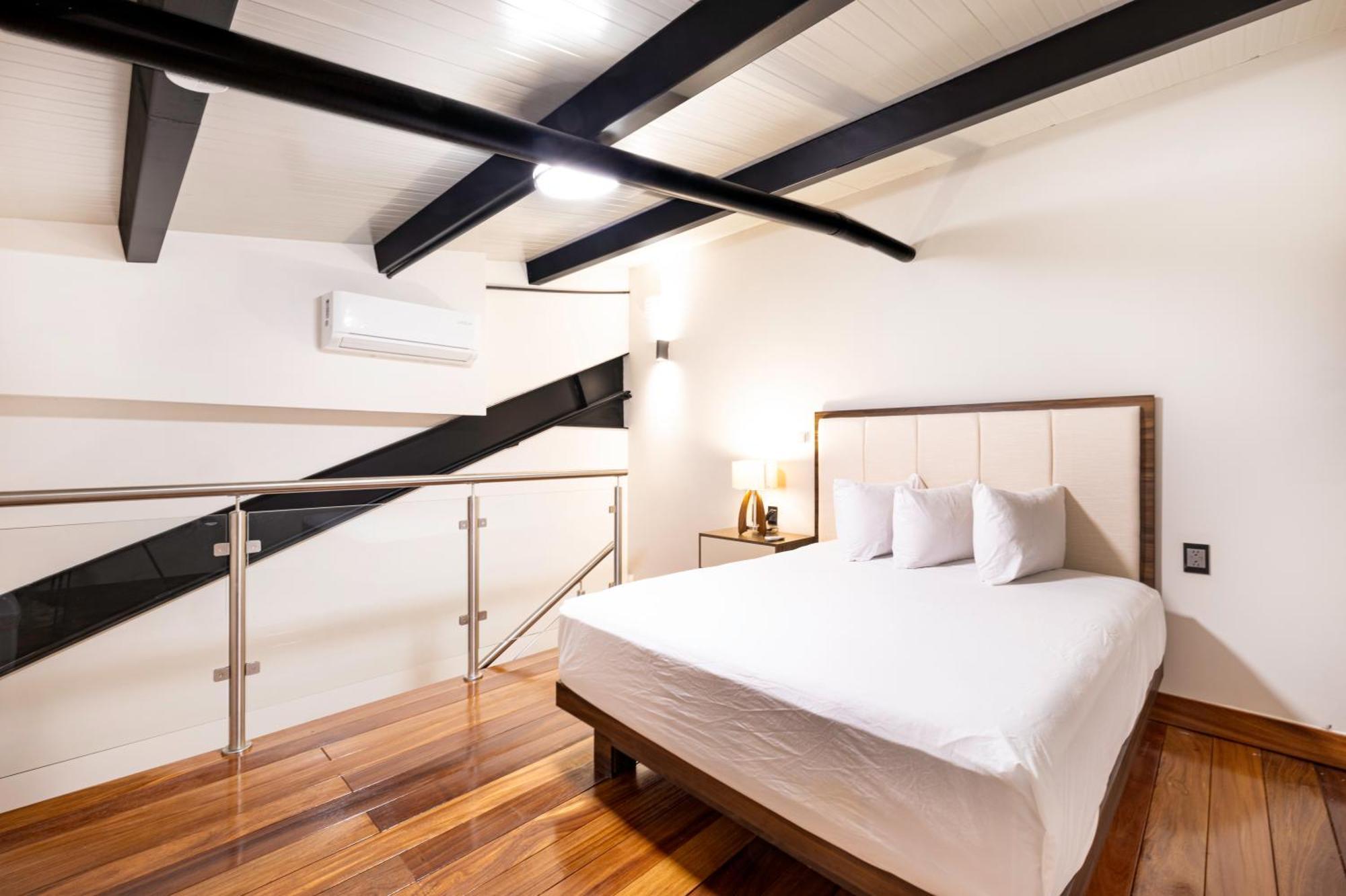 Loft Hotel Malecon Vallarta プエルトバラータ エクステリア 写真